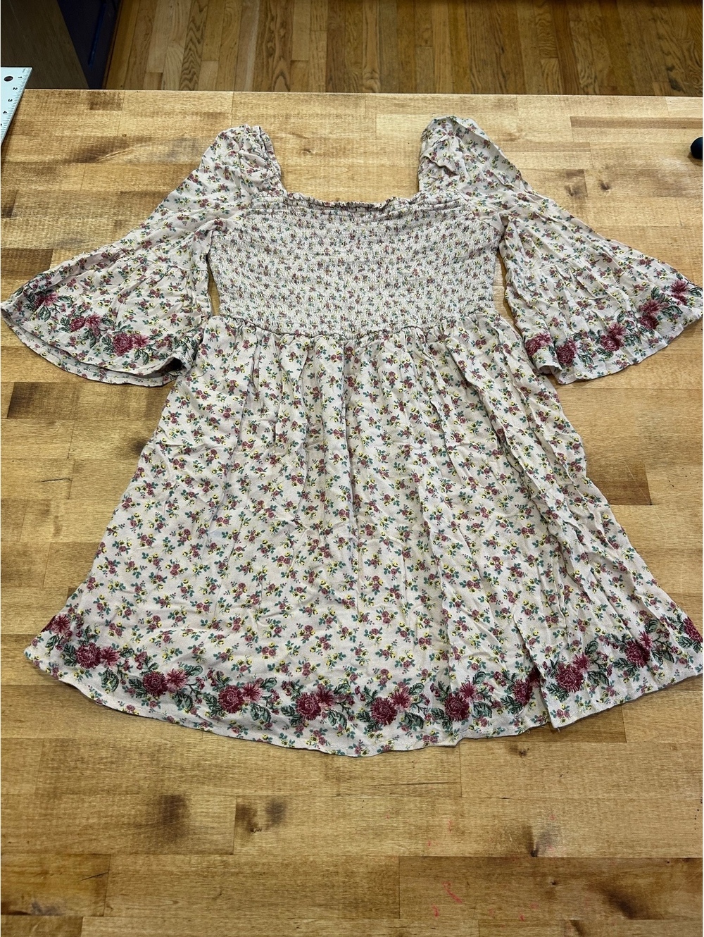 Xhilaration Floral Smocked Mini Dress baby doll top with Bell Sleeves womens m